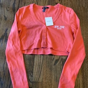 NEW Forever 21 Red New York Cropped Long Sleeve (S)